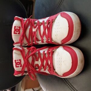 DC Shoes size 12